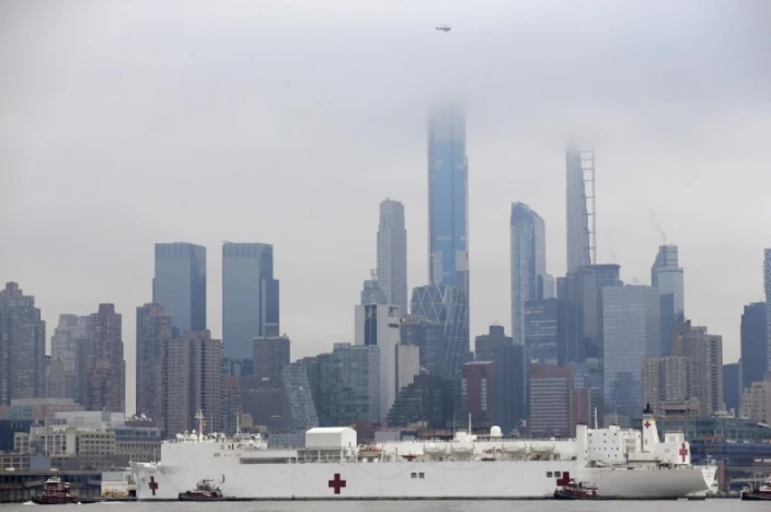 Πλοίο USNS Comfort: Αυτό είναι το τεράστιο πλοίο, το μεγαλύτερο πλωτό νοσοκομείο, που σώζει ζωές στη Νέα Υόρκη